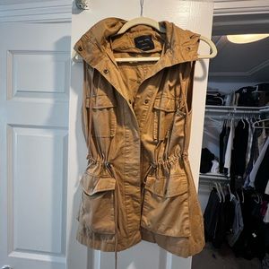 Cargo vest
